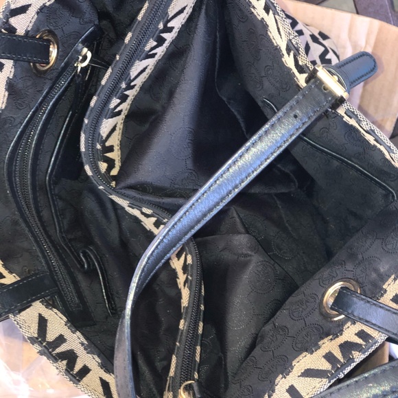 🌺🌹Michael kors signature logo tote bag - Picture 5 of 8